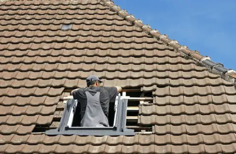 Pose de velux - Saint-Jean-de-Valériscle
